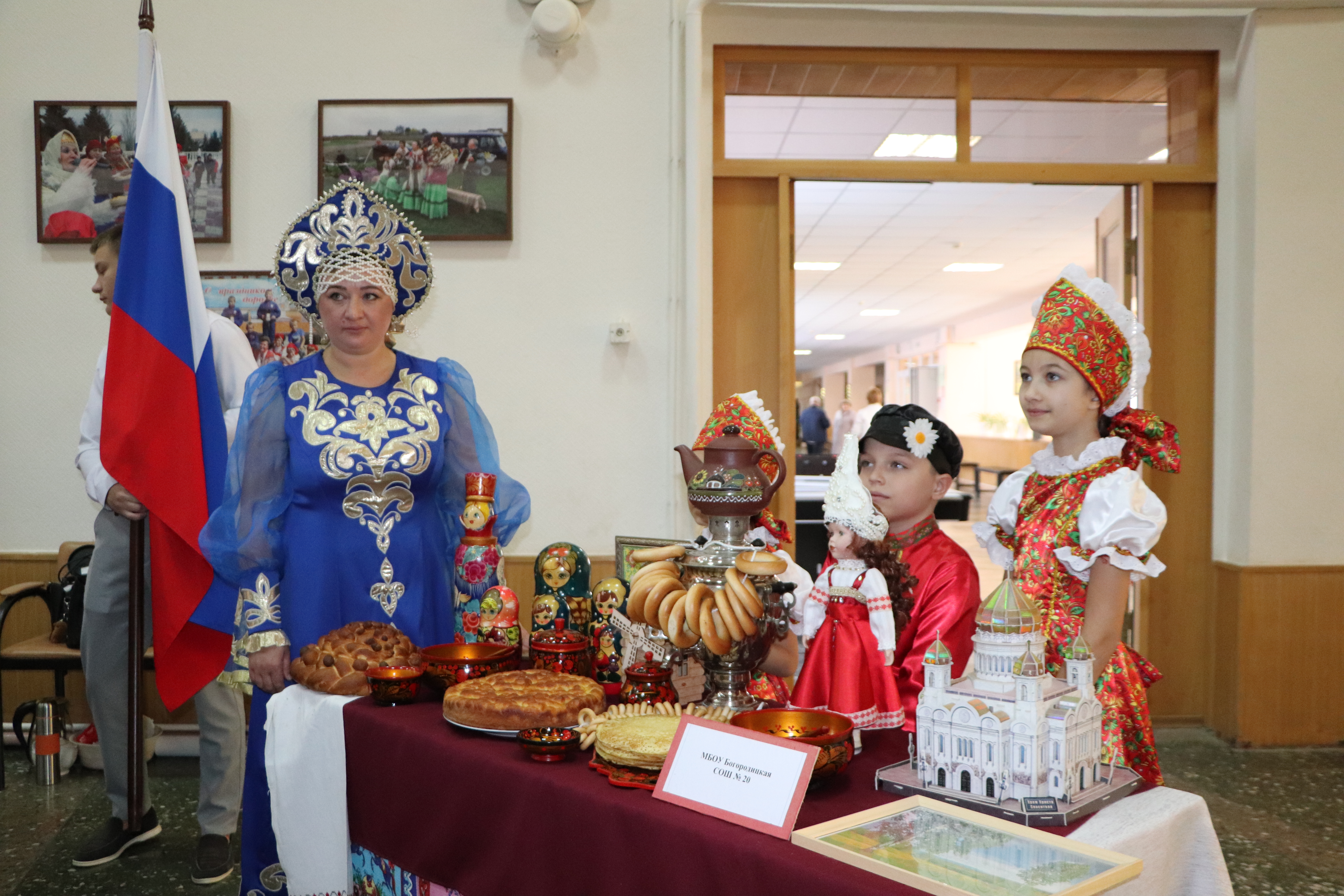 Фестиваль «Венок дружбы» в Песчанокопском районе собрал представителей разных национальностей
