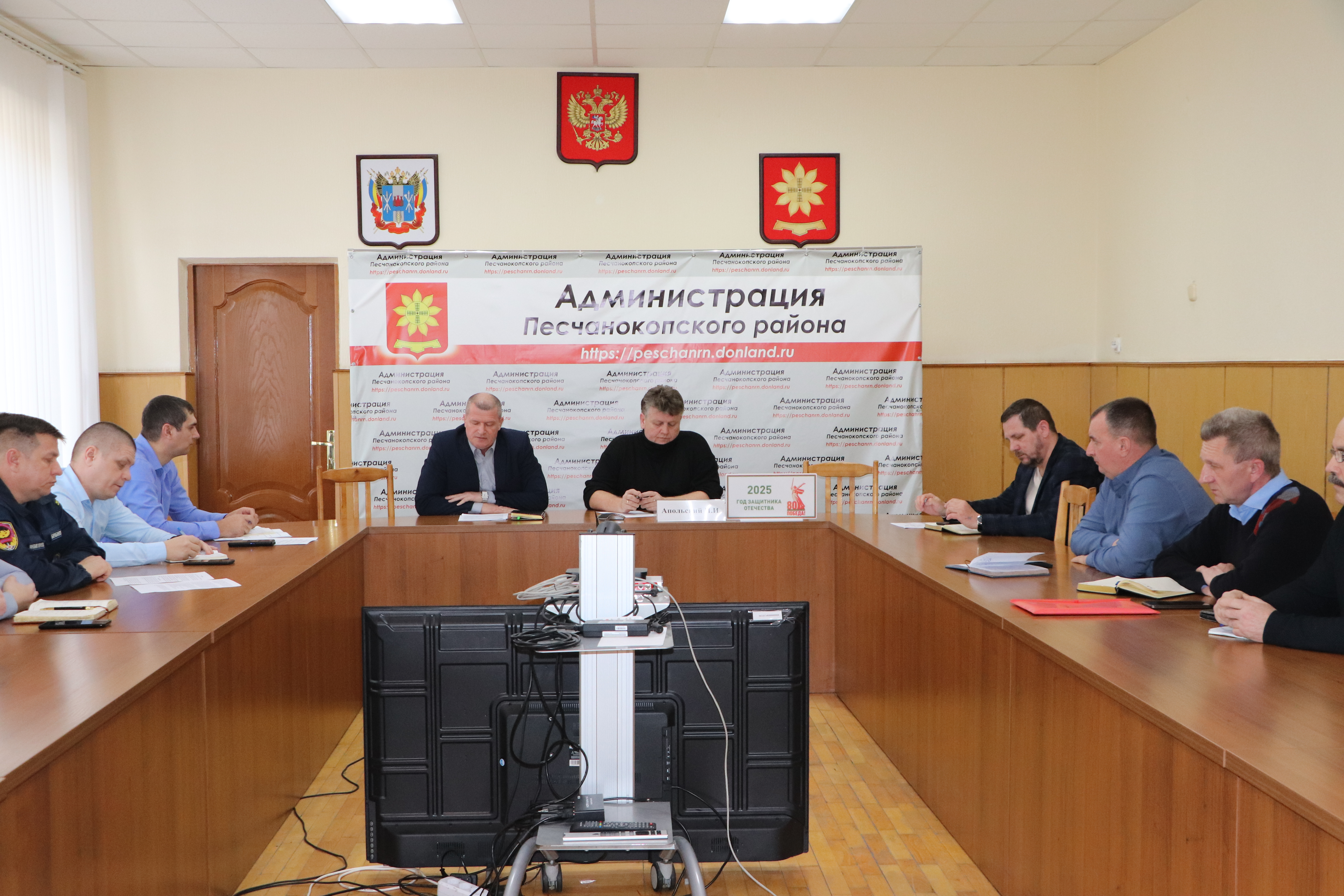 Игорь Апольский провел заседание межведомственной комиссии по предупреждению и ликвидации ЧС