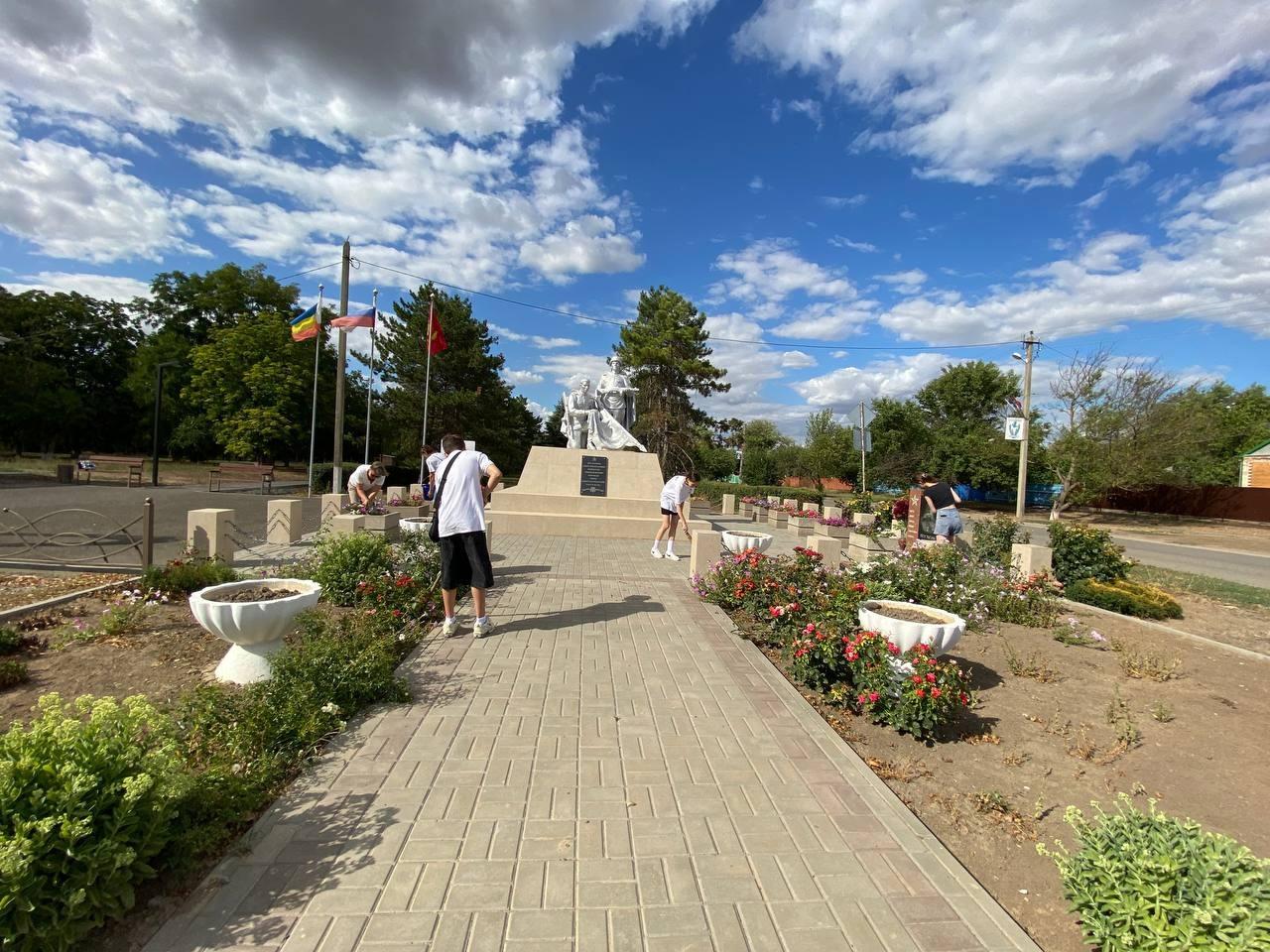 Акция "Чистый памятник" состоялась в Богородицком поселении